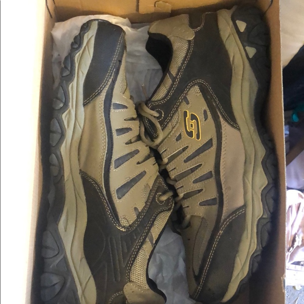 Skechers men’s Boy Scout/camo trail shoes